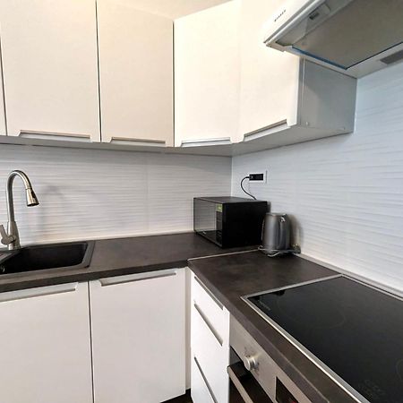 זאגרב Fantabulous Downtown Abode W King Bed, 65" Tv, Washer And Tumble Dryer מראה חיצוני תמונה