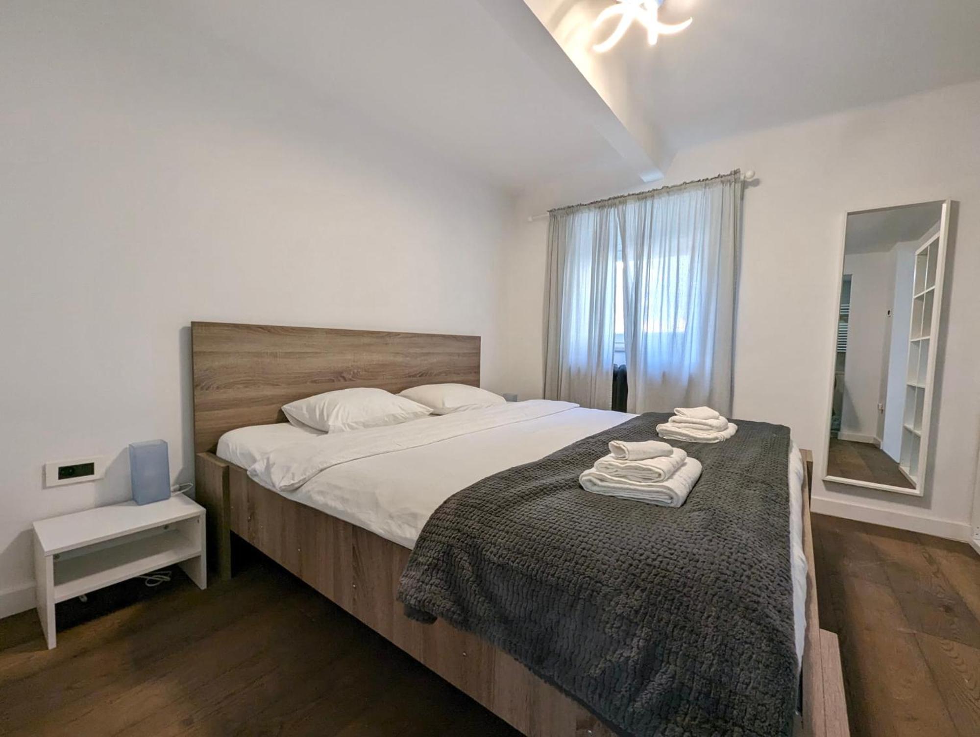 זאגרב Fantabulous Downtown Abode W King Bed, 65" Tv, Washer And Tumble Dryer מראה חיצוני תמונה